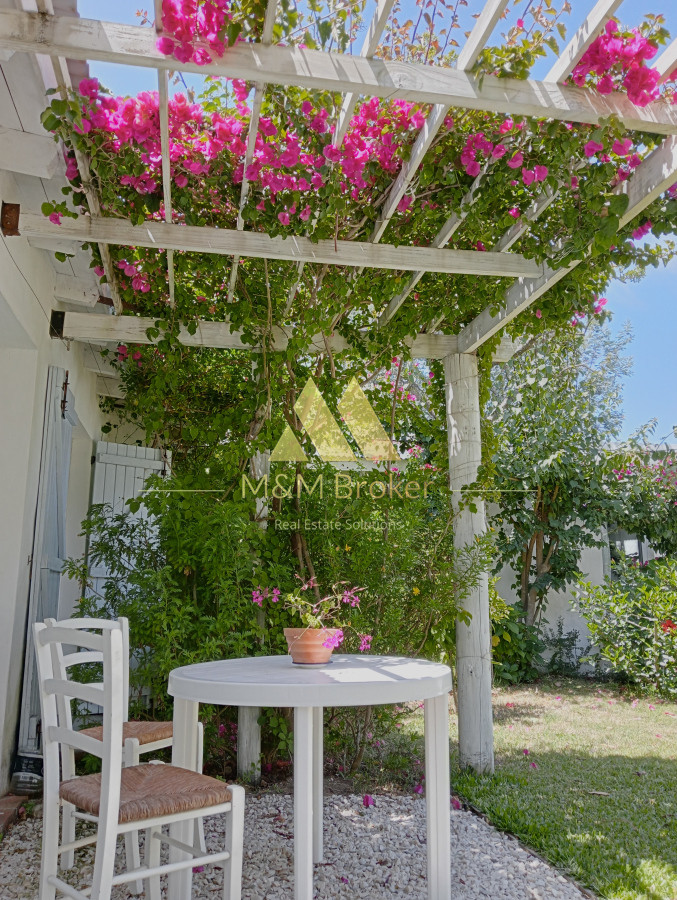 Casa ID.772 - Venta de Casa en Punta del Este, 4 dormitorios, Playa Brava!