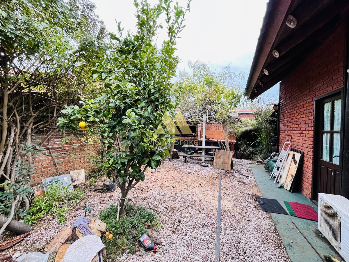 Casa ID.423 - Venta casa portales Piriápolis 