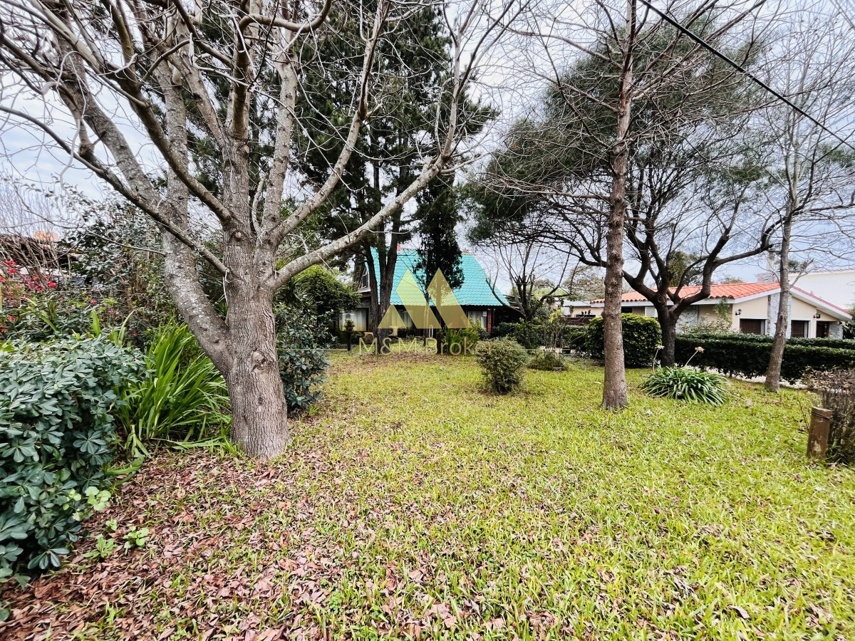 Casa ID.423 - Venta casa portales Piriápolis 