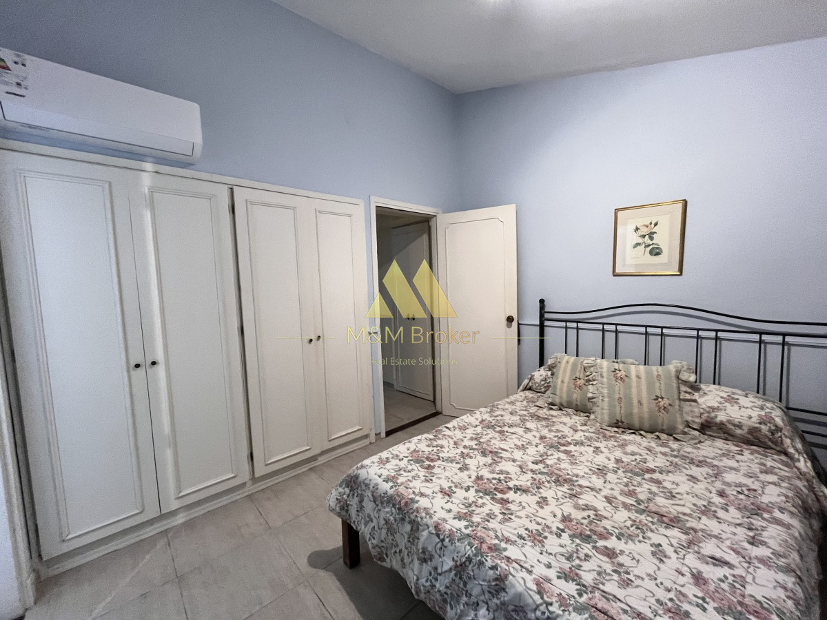 Casa ID.490 - Venta casa 5 dormitorios Playa Mansa parada 10