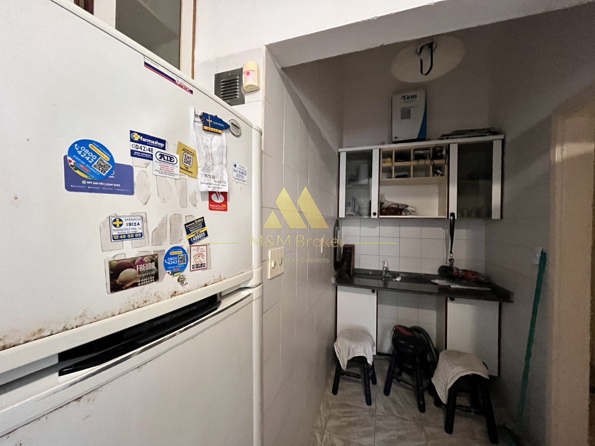 Casa ID.490 - Venta casa 5 dormitorios Playa Mansa parada 10