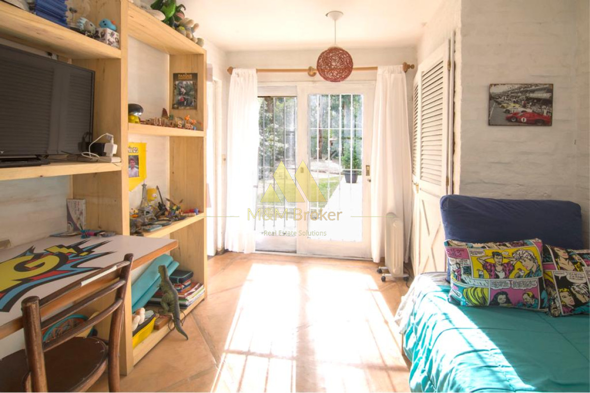 Casa ID.741 - Venta casa 5 dormitorios Pinares Uruguay