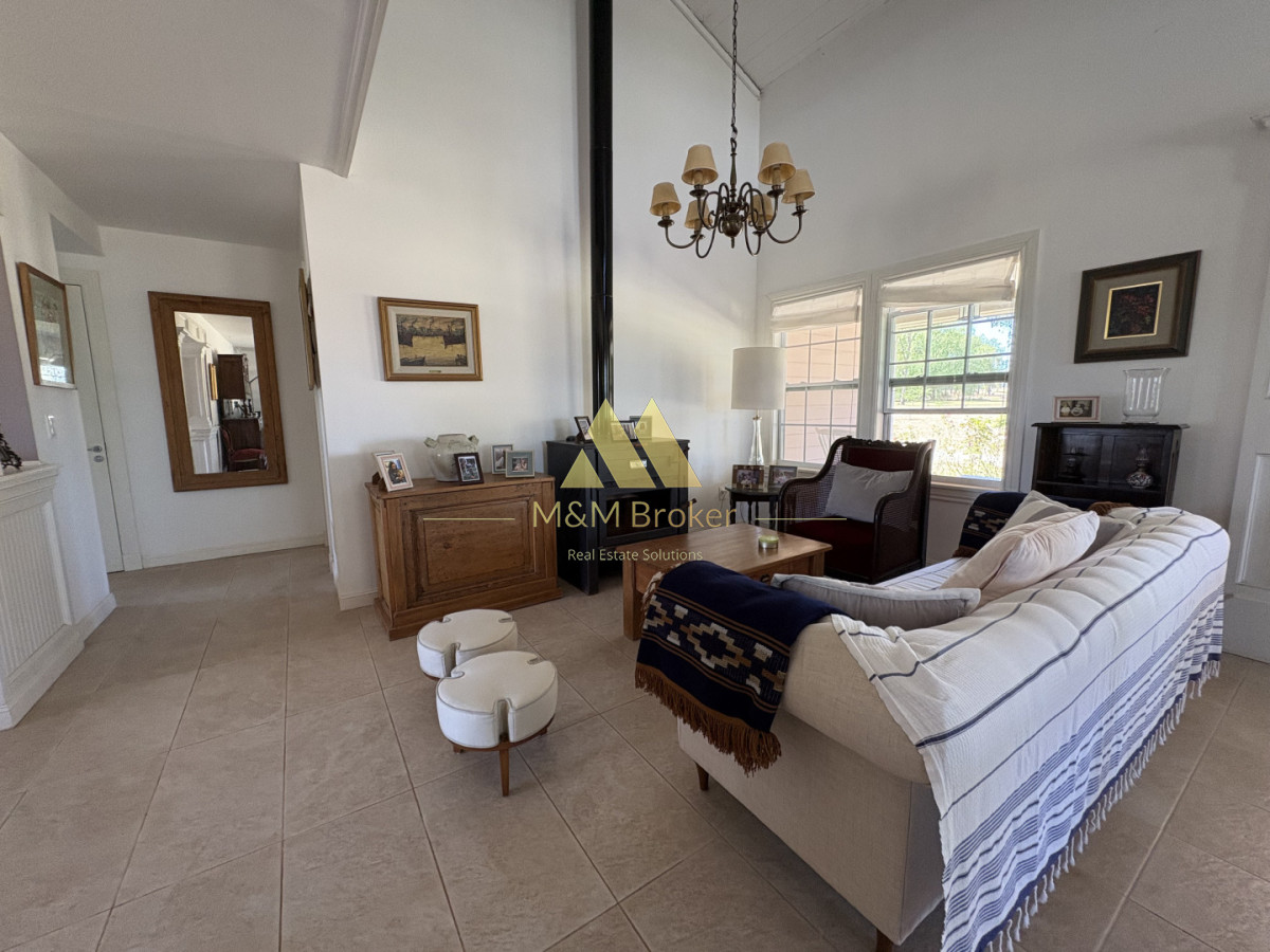 Casa ID.854 - Venta de casa 3 dormitorios en El Quijote, La Barra 