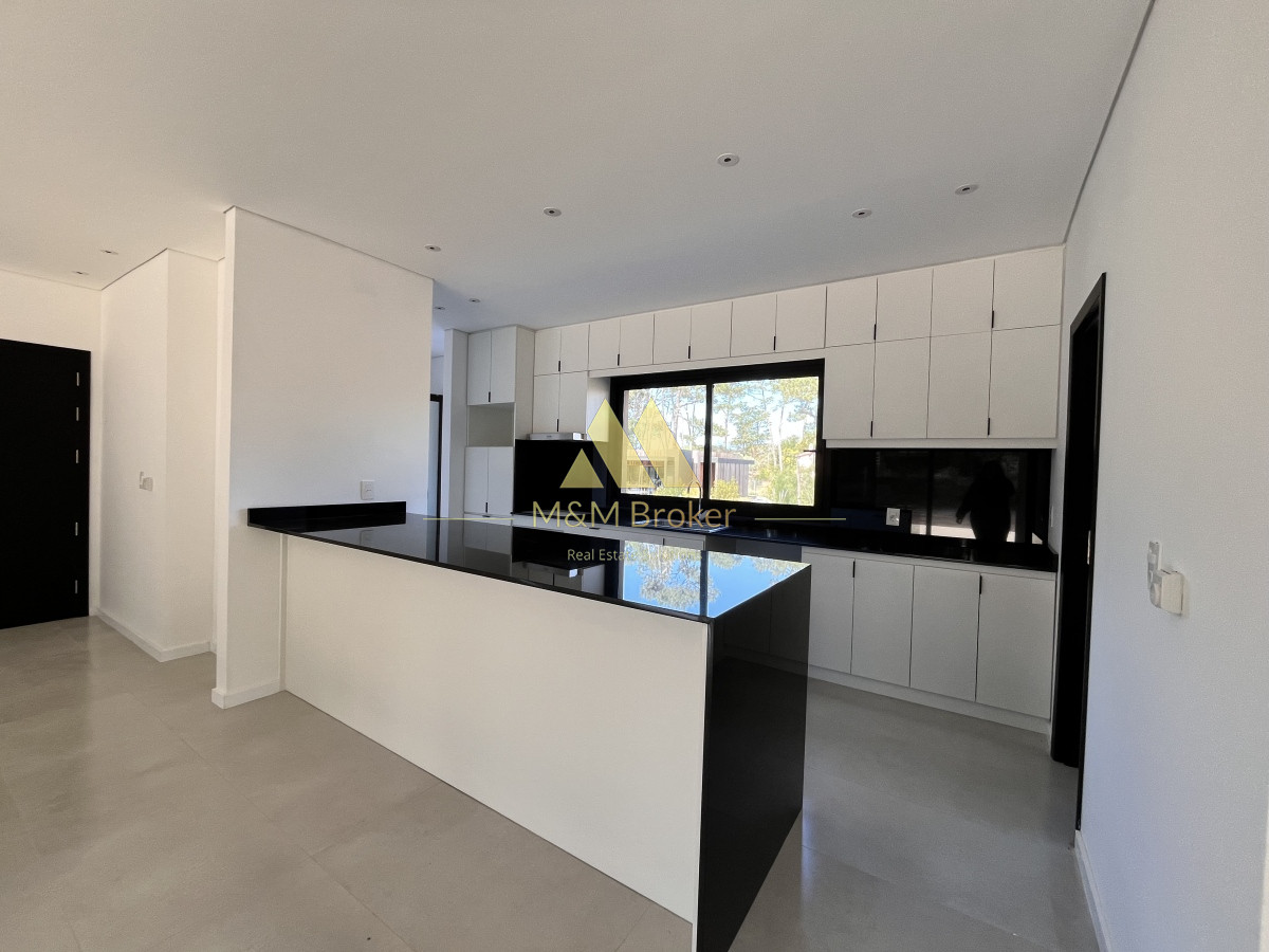 Casa ID.483 - Venta casa 3 dormitorios San Rafael Punta del Este a Estrenar