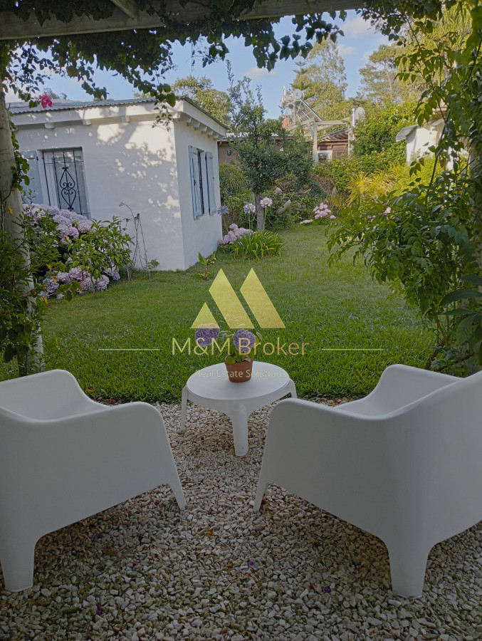 Casa ID.772 - Venta de Casa en Punta del Este, 4 dormitorios, Playa Brava!