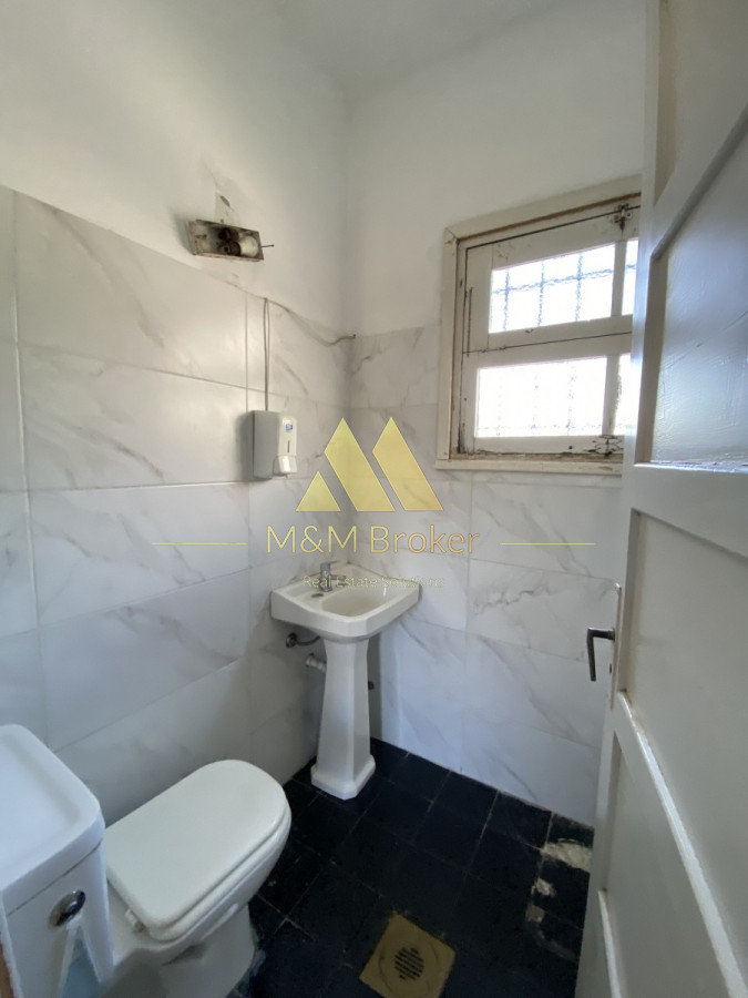 Local Comercial ID.288 - VENDE YA!!! 2 LOCALES Y CASA DE 2 DORMITORIOS 