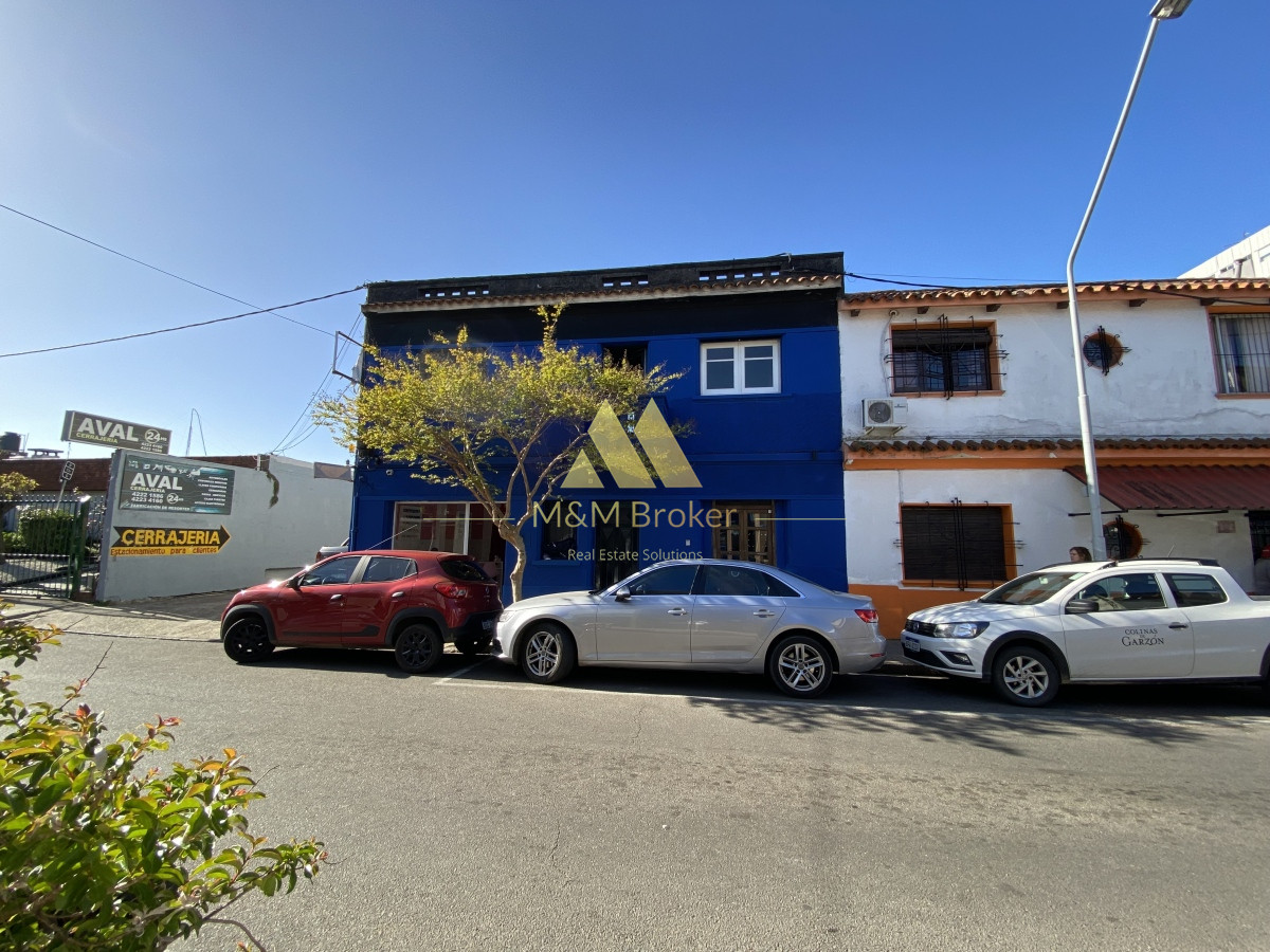 Local Comercial ID.288 - VENDE YA!!! 2 LOCALES Y CASA DE 2 DORMITORIOS 