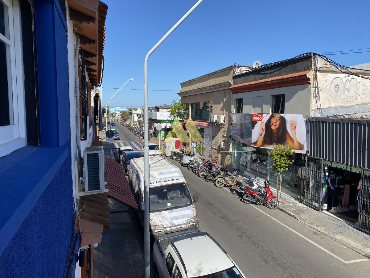 Local Comercial ID.288 - VENDE YA!!! 2 LOCALES Y CASA DE 2 DORMITORIOS 