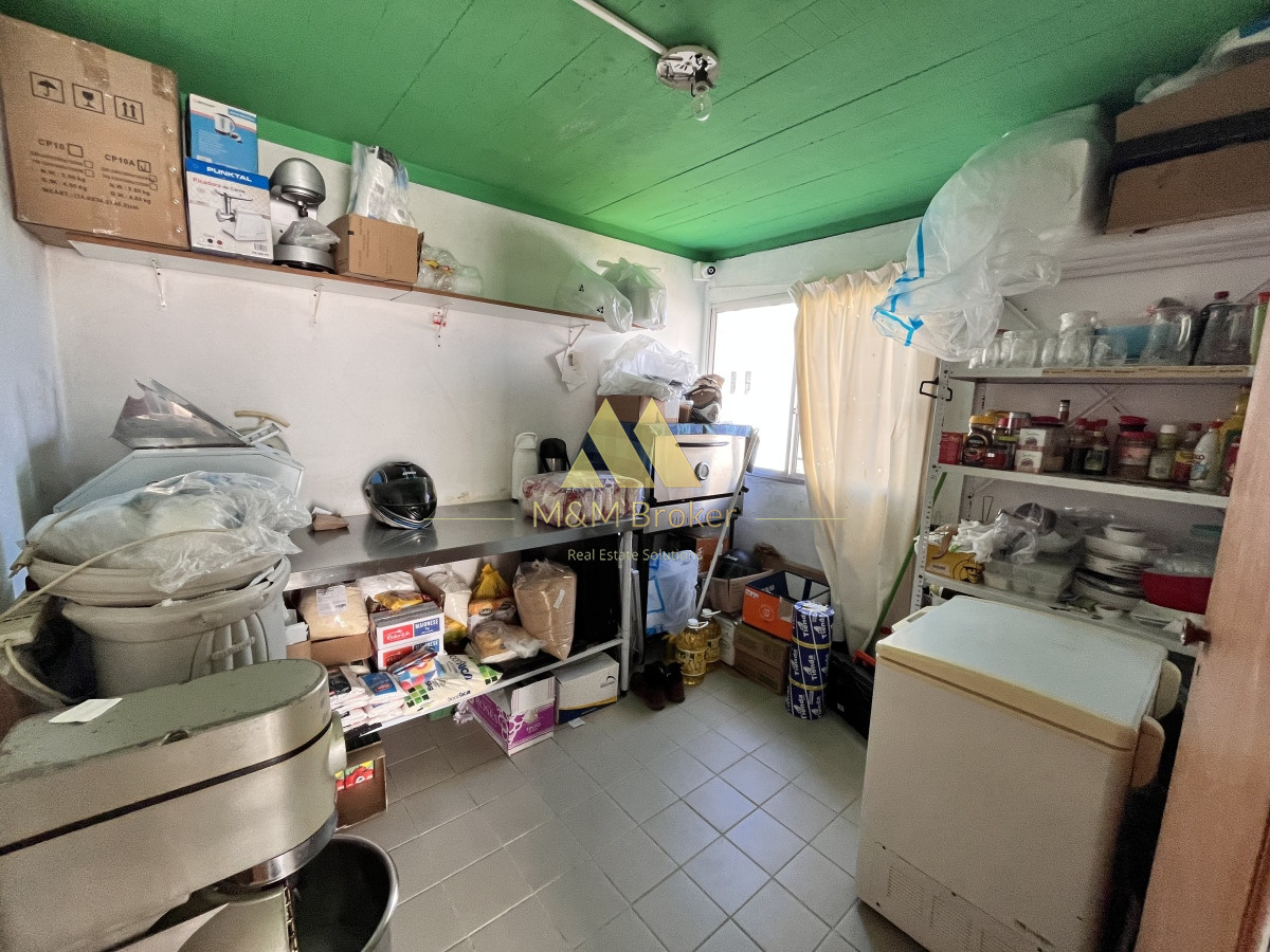 Local Comercial ID.612 - Venta local punta del este con renta