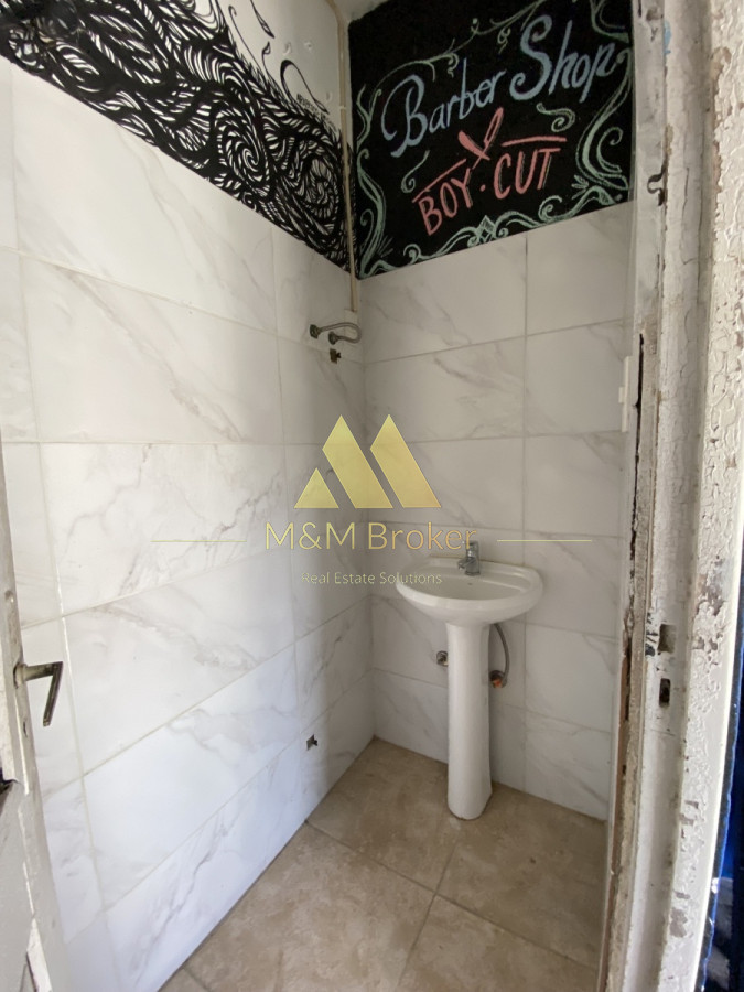 Local Comercial ID.288 - VENDE YA!!! 2 LOCALES Y CASA DE 2 DORMITORIOS 