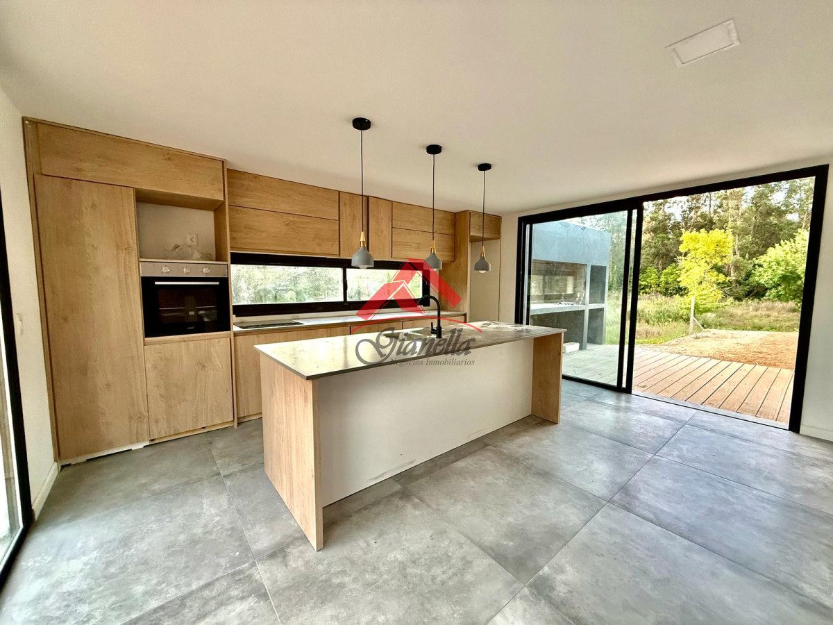 Casa ID.1983 - Hermoso proyecto Barrio Cerrado en La Barra - Bosques del Tesoro