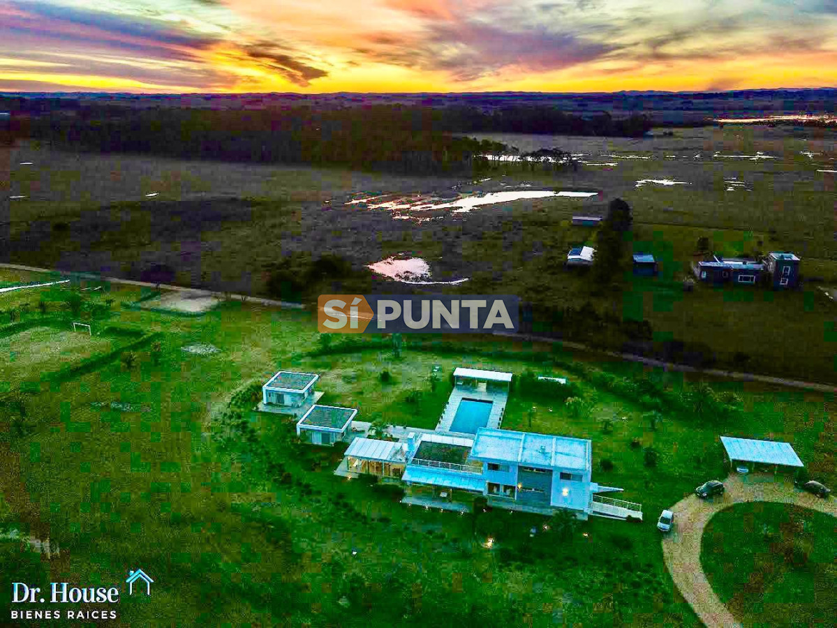 Chacra ID.13220 - Espectacular Chacra minimalista Jose Ignacio 
