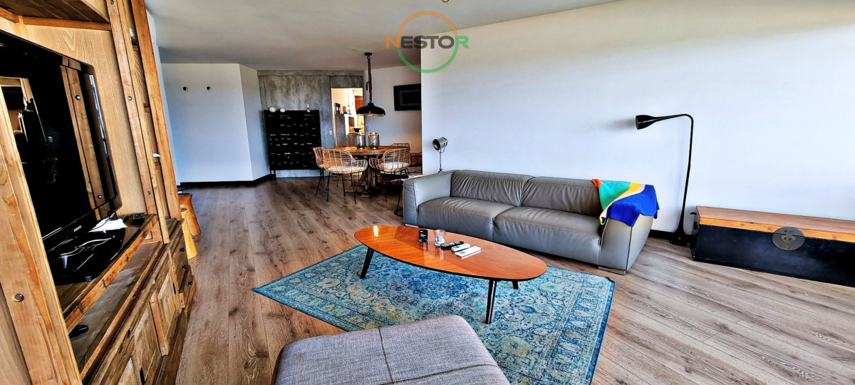 Apartamento ID.5285 - Frente al Mar, 3 dormitorios 3 baños, hermosa vista hacia Punta del Este