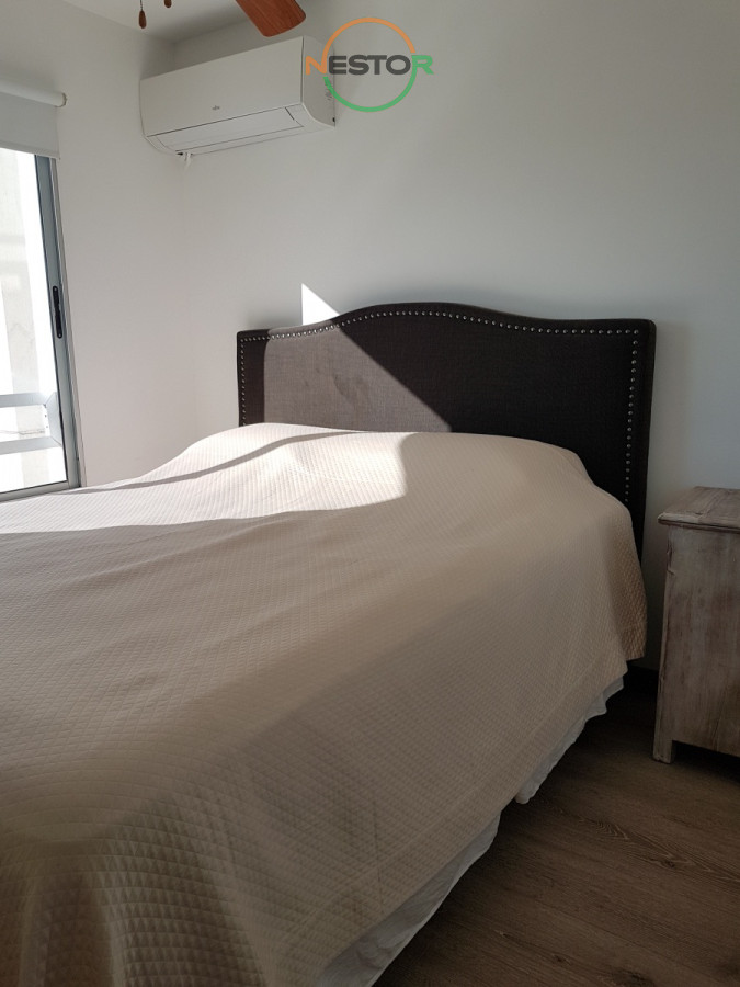 Apartamento ID.5285 - Frente al Mar, 3 dormitorios 3 baños, hermosa vista hacia Punta del Este