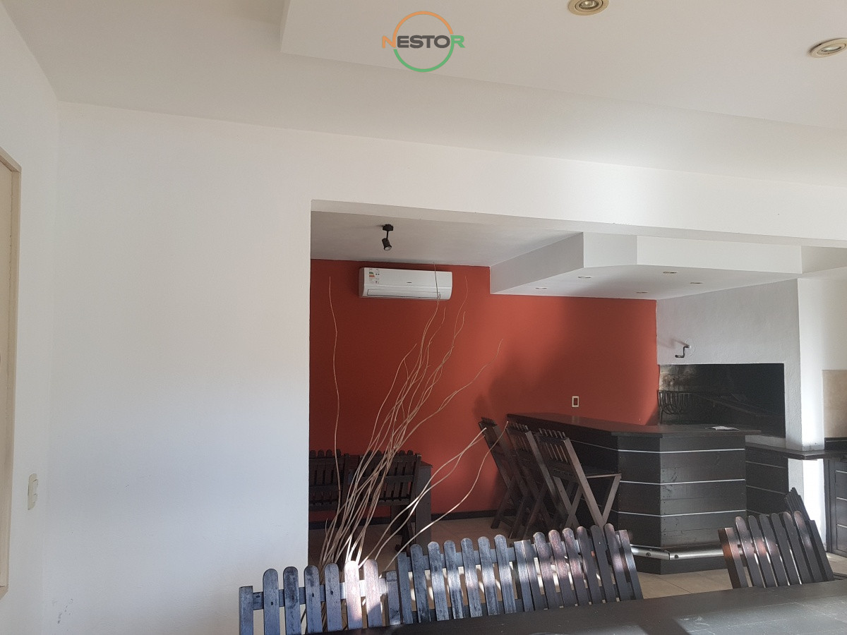 Apartamento ID.5285 - Frente al Mar, 3 dormitorios 3 baños, hermosa vista hacia Punta del Este