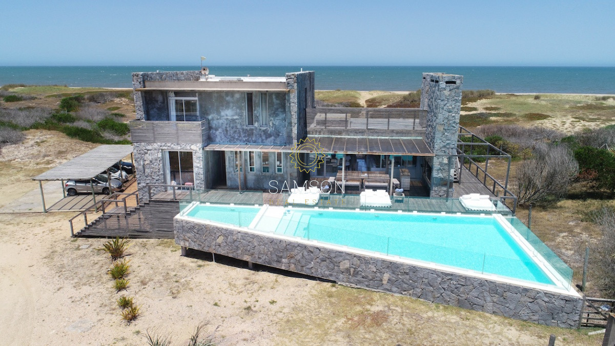 Casa ID.66704 - Sobre el mar Jose Ignacio Punta del Este Uruguay