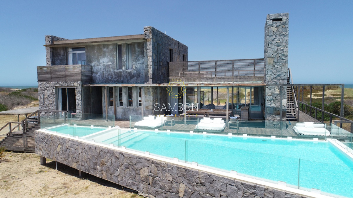 Casa ID.66704 - Sobre el mar Jose Ignacio Punta del Este Uruguay