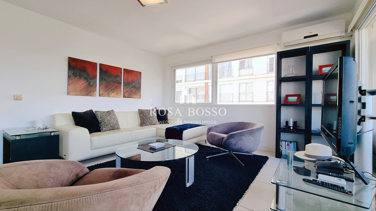 Apartamento ID.9788 - Apartamento Venta 3 dormitorios, 3 baños, parrillero, losa radiante y Vista al mar!