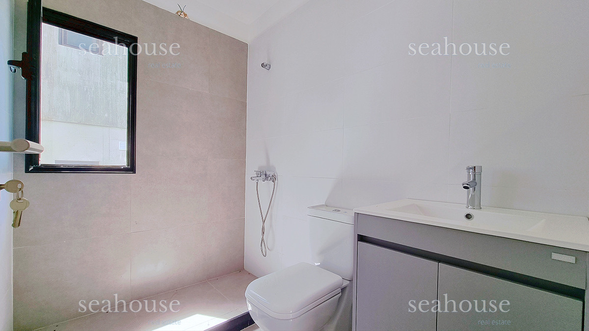 Casa Ref.919 - Casa a estrenar en barrio Privado. 3 dormitorios, 3 baños, calefacción