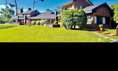 Venta Casa en Pinares a metros del mar