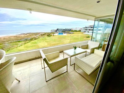 Penthouse en Venta de 3 dormitorios en Edificio Esturion Montoya , Maldonado , La Barra 