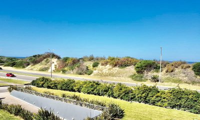 Excelente apartamento con 3 dormitorios - Playa Brava