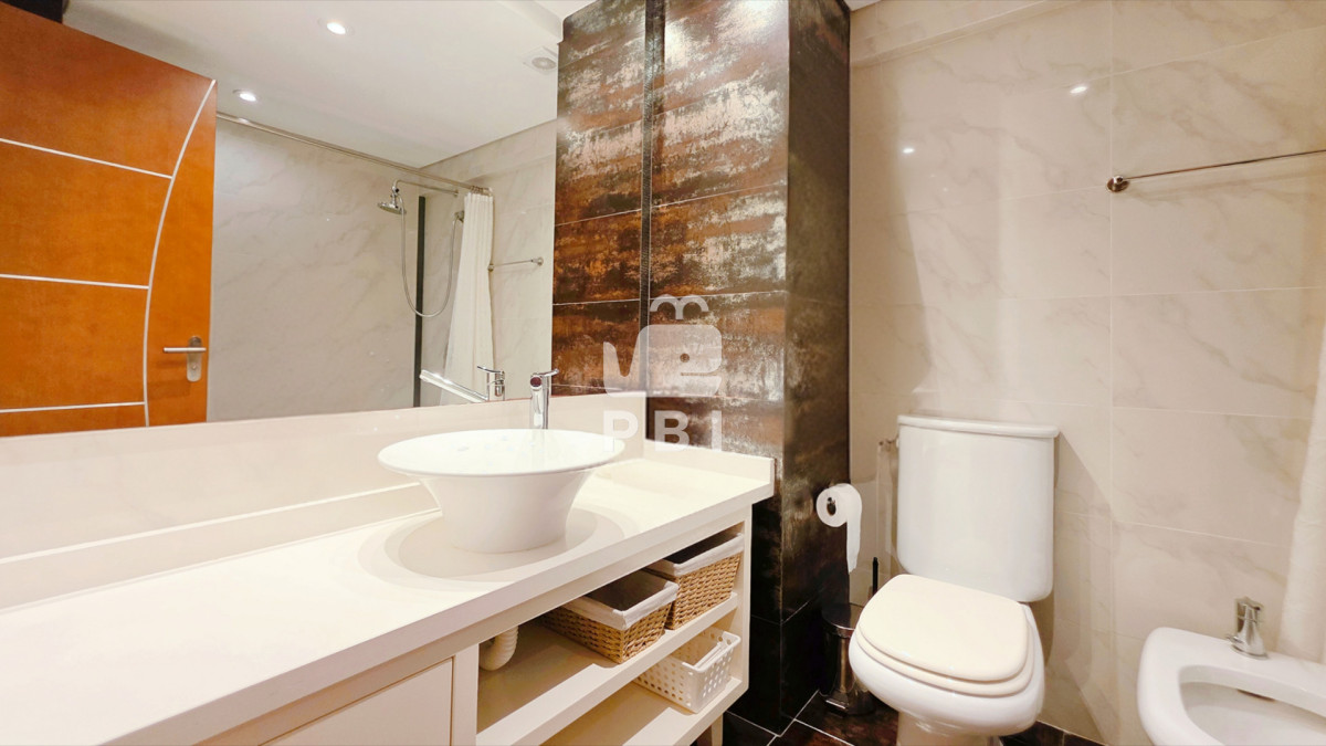 MyBkb3JtaXRvcmlvcyArZGVwZW5kZW5jaWEsIGxvc2EgcmFkaWFudGUsIHBhcnJpbGxlcm8sIGEgcGFzb3MgZGVsIG1hci4gLSBUb3JyZSBNaWFtaSBCb3VsZXZhcmQgLSBSZWYgOiBQQkkxNTY2NQ==