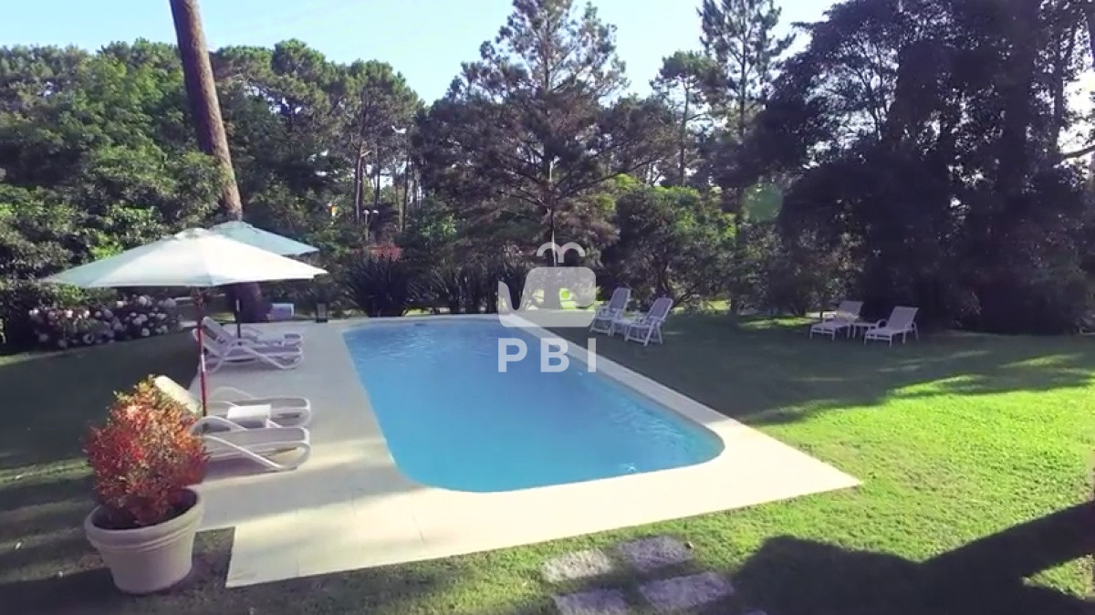 R3JhbiBjaGFsZXQgdHJhZGljaW9uYWwgOSBzdWl0ZXMgYSBwb2NhcyBjdWFkcmFzIGRlbCBNYXIuIC0gUmVmIDogUEJJMTU3MDQ=