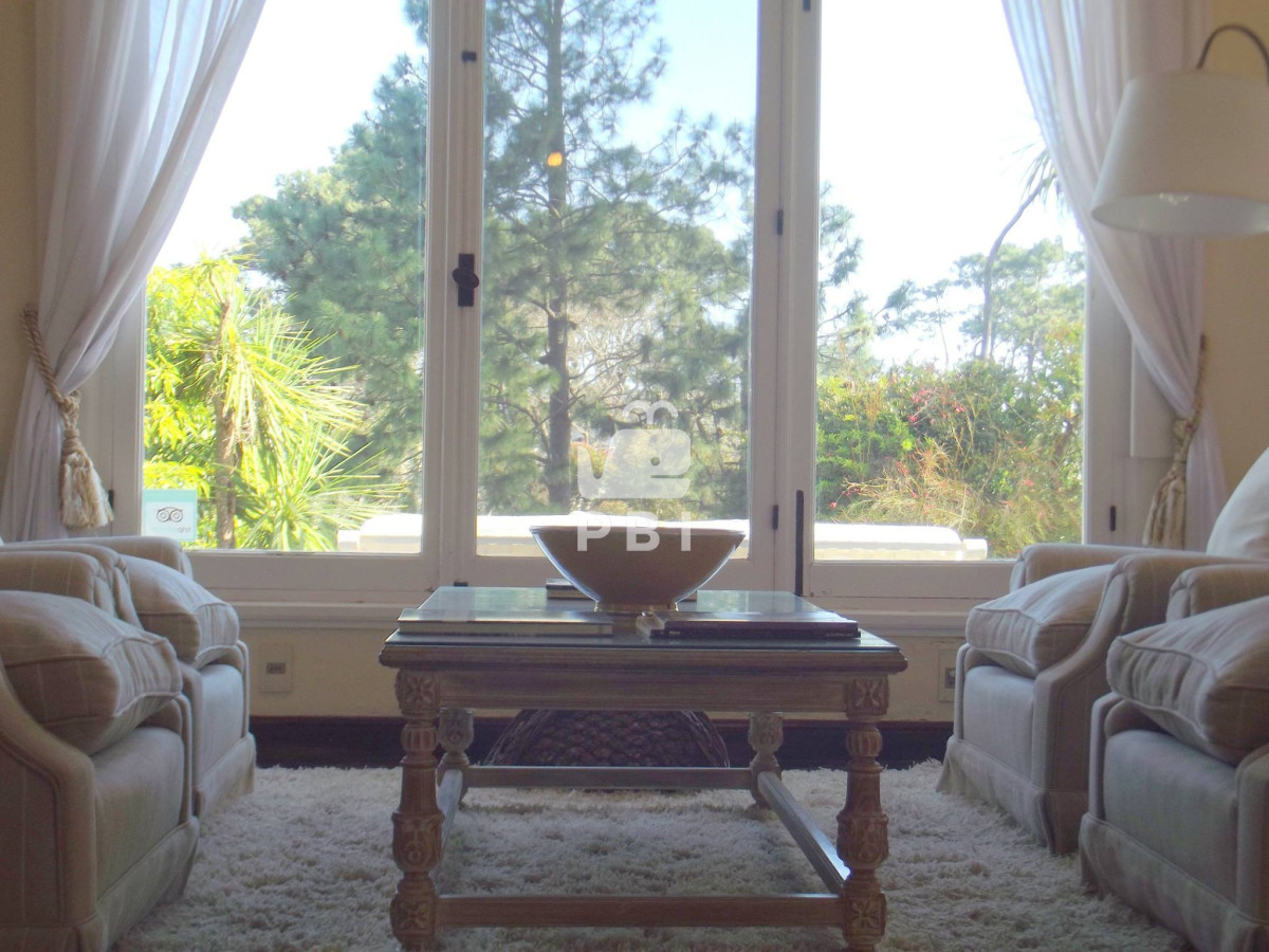 R3JhbiBjaGFsZXQgdHJhZGljaW9uYWwgOSBzdWl0ZXMgYSBwb2NhcyBjdWFkcmFzIGRlbCBNYXIuIC0gUmVmIDogUEJJMTU3MDQ=