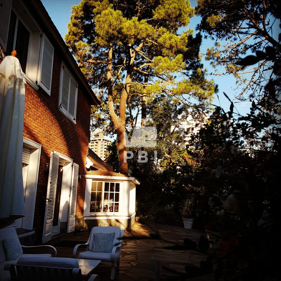 R3JhbiBjaGFsZXQgdHJhZGljaW9uYWwgOSBzdWl0ZXMgYSBwb2NhcyBjdWFkcmFzIGRlbCBNYXIuIC0gUmVmIDogUEJJMTU3MDQ=