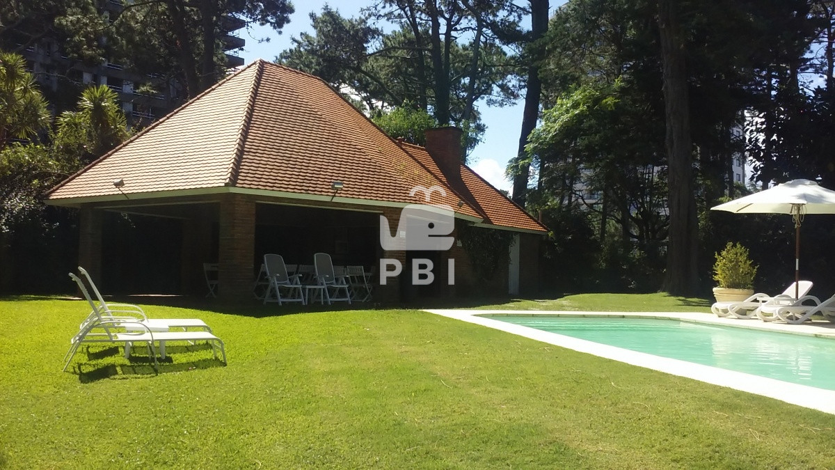 R3JhbiBjaGFsZXQgdHJhZGljaW9uYWwgOSBzdWl0ZXMgYSBwb2NhcyBjdWFkcmFzIGRlbCBNYXIuIC0gUmVmIDogUEJJMTU3MDQ=