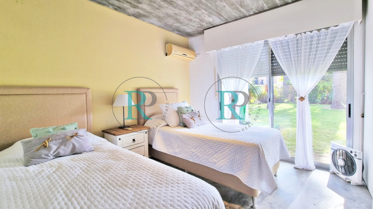 Casa ID.1134 - Casa Minimalista en San Rafael, 3 dormitorios + dependencia con lavadero 