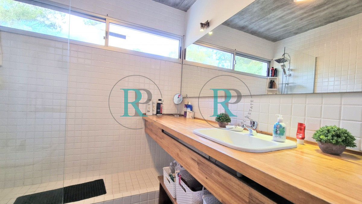 Casa ID.1134 - Casa Minimalista en San Rafael, 3 dormitorios + dependencia con lavadero 