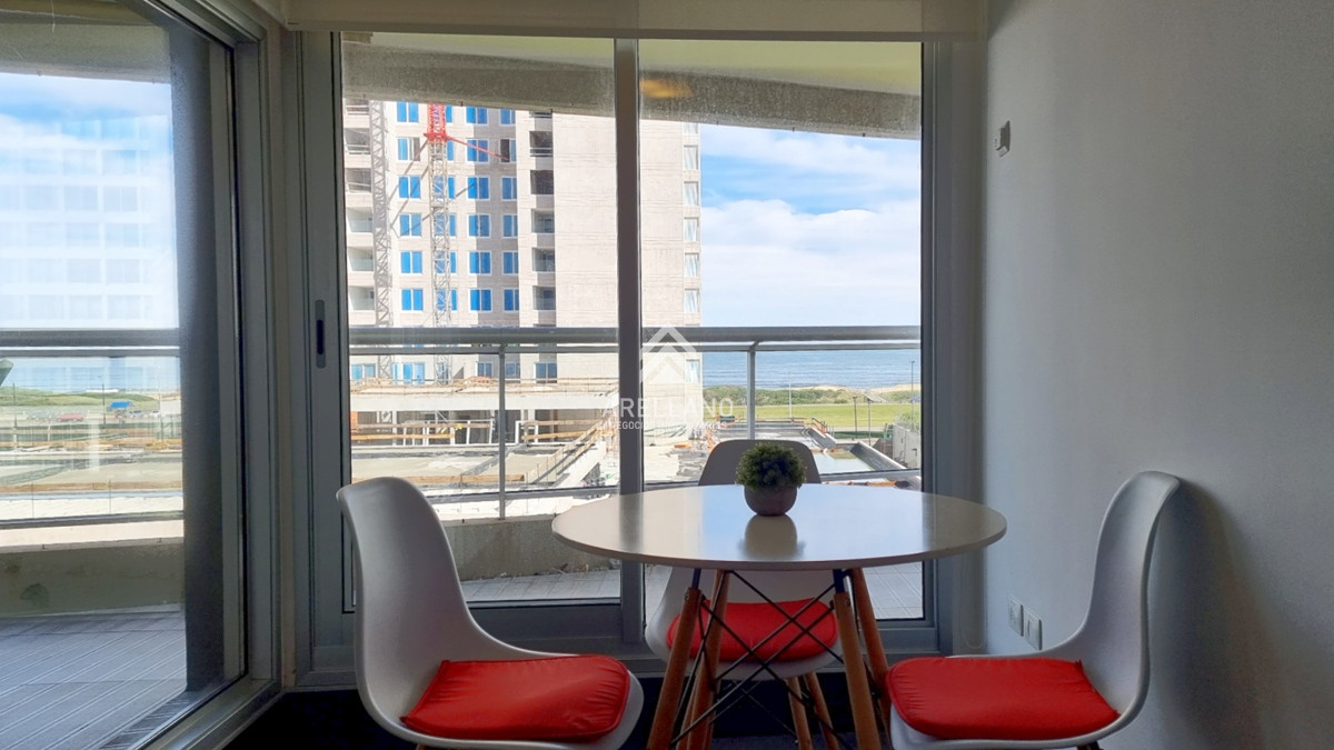 Apartamento ID.5599 - Venta Apartamento piso bajo en Look Brava! 3 dormitorios + dependencia, calefaccion.