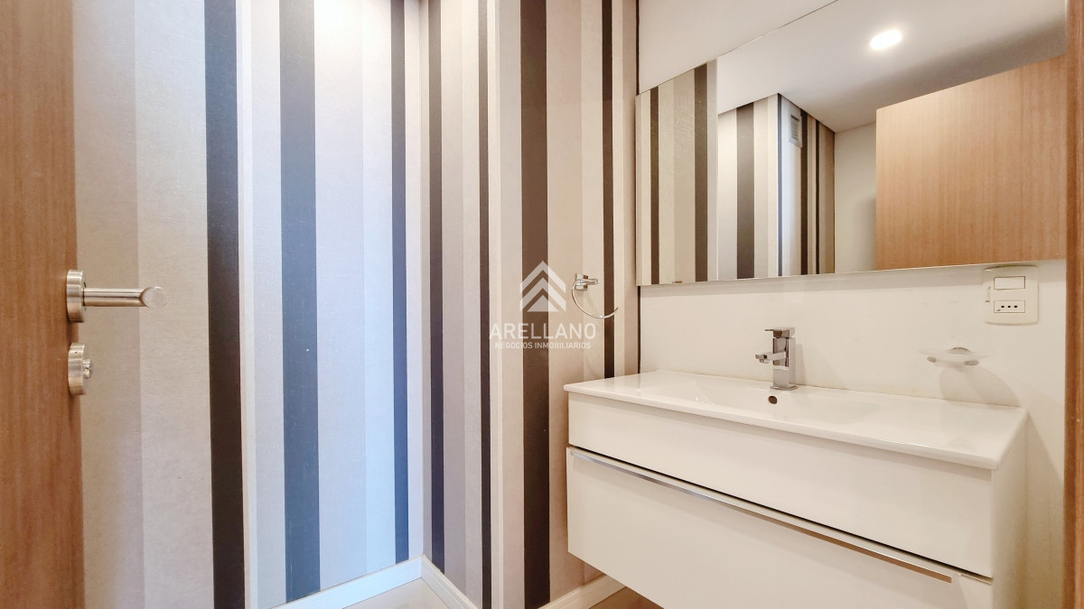 Apartamento ID.5599 - Venta Apartamento piso bajo en Look Brava! 3 dormitorios + dependencia, calefaccion.