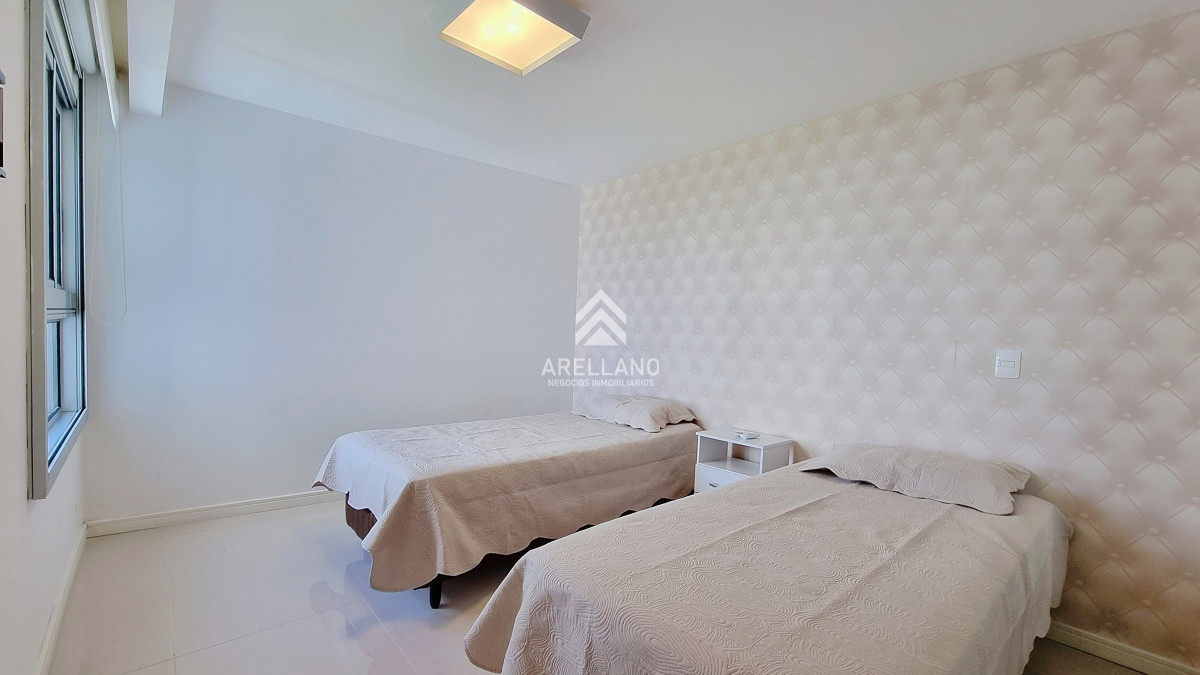 Apartamento ID.5599 - Venta Apartamento piso bajo en Look Brava! 3 dormitorios + dependencia, calefaccion.