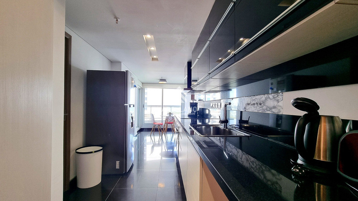 Apartamento ID.5599 - Venta Apartamento piso bajo en Look Brava! 3 dormitorios + dependencia, calefaccion.