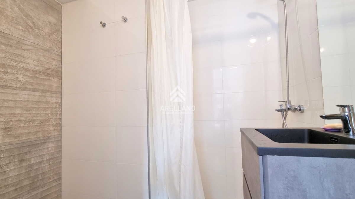 Apartamento ID.4757 - Apartamento edificio bajo, 3 dormitorios, 2 baños, balcon con parrillero