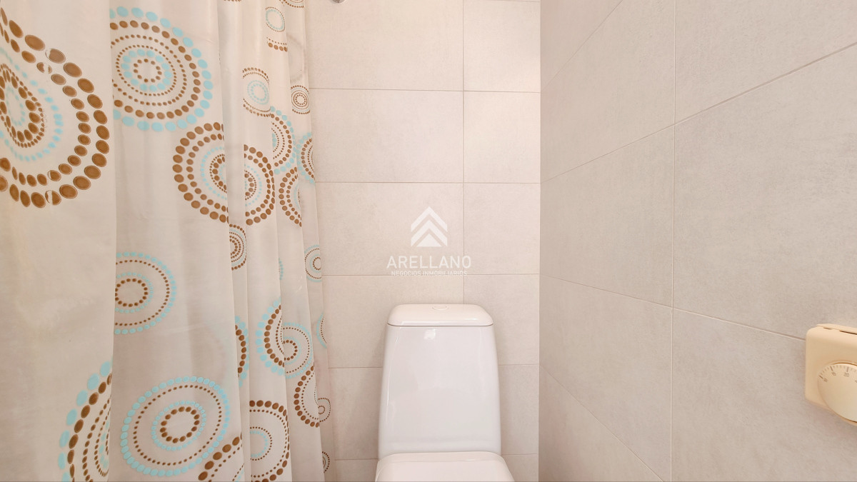 Apartamento ID.5542 - Venta Apartamento moderno, 3 dormitorios, 3 baños, parrillero, losa radiante y Vista al mar!