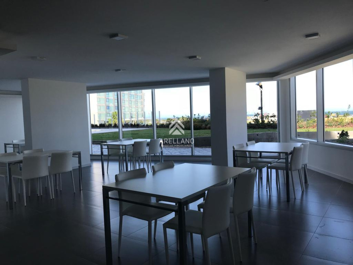 Apartamento ID.5599 - Venta Apartamento piso bajo en Look Brava! 3 dormitorios + dependencia, calefaccion.