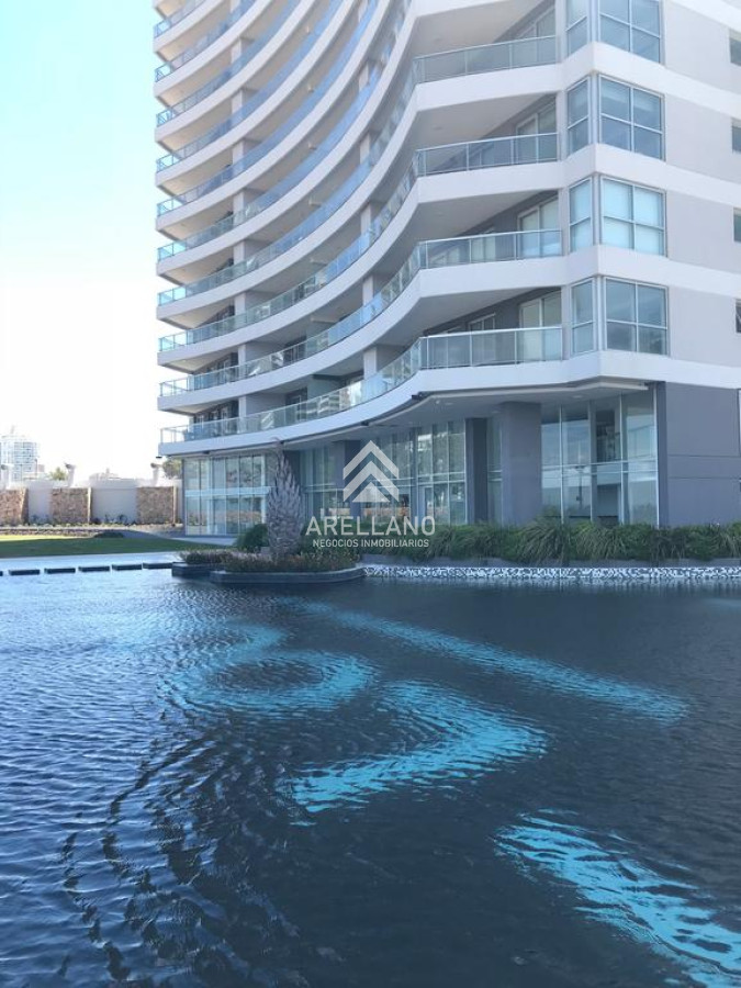 Apartamento ID.5599 - Venta Apartamento piso bajo en Look Brava! 3 dormitorios + dependencia, calefaccion.