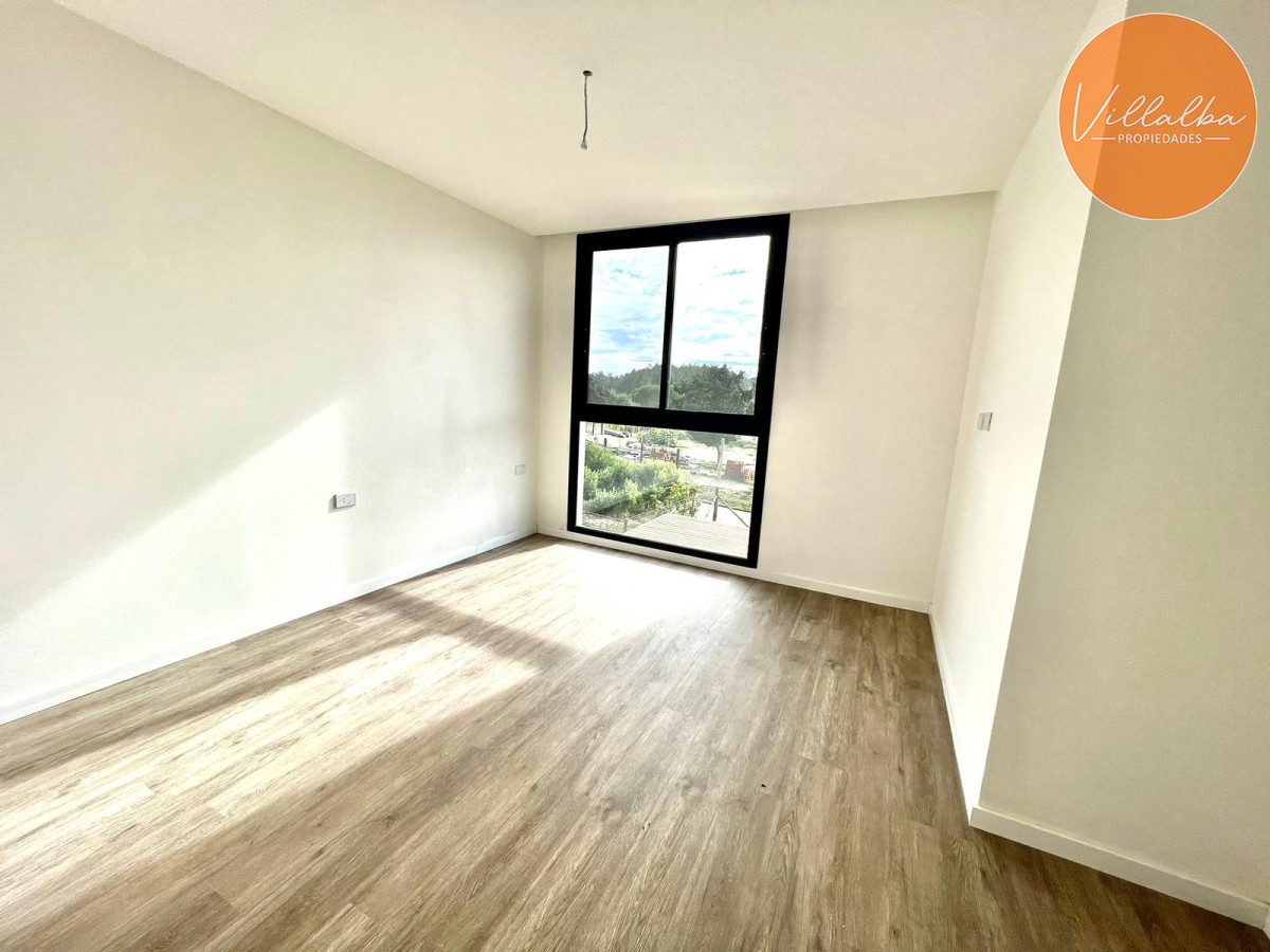 Casa ID.3000 - Casa a estrenar en barrio Privado. 3 dormitorios, 3 baños, calefacción