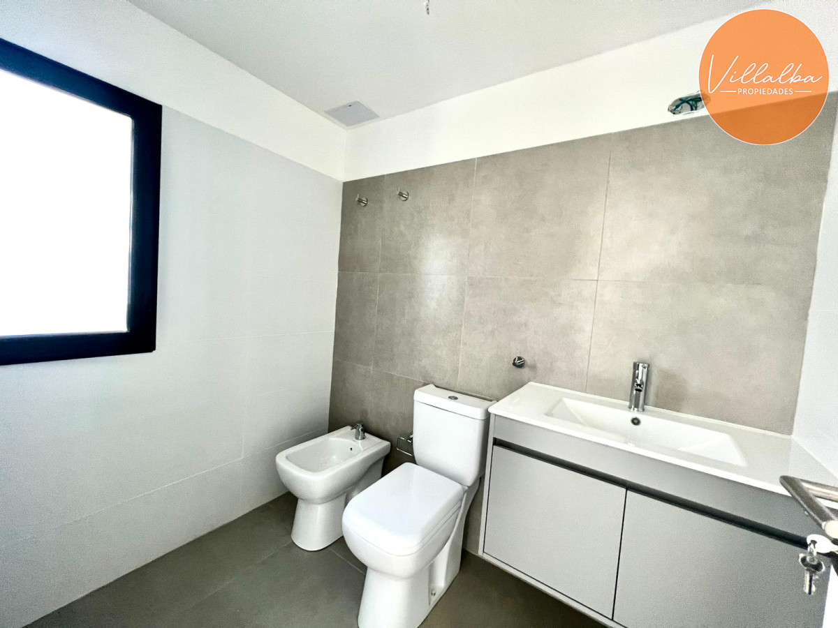Casa ID.3000 - Casa a estrenar en barrio Privado. 3 dormitorios, 3 baños, calefacción
