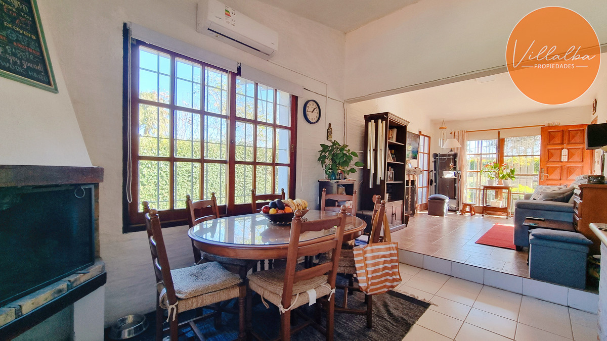 Apartamento ID.3673 - Casa tradicional en Lausana, 4 dormitorios, gran piscina, barbacoa cerrada, garage y estacionamiento.