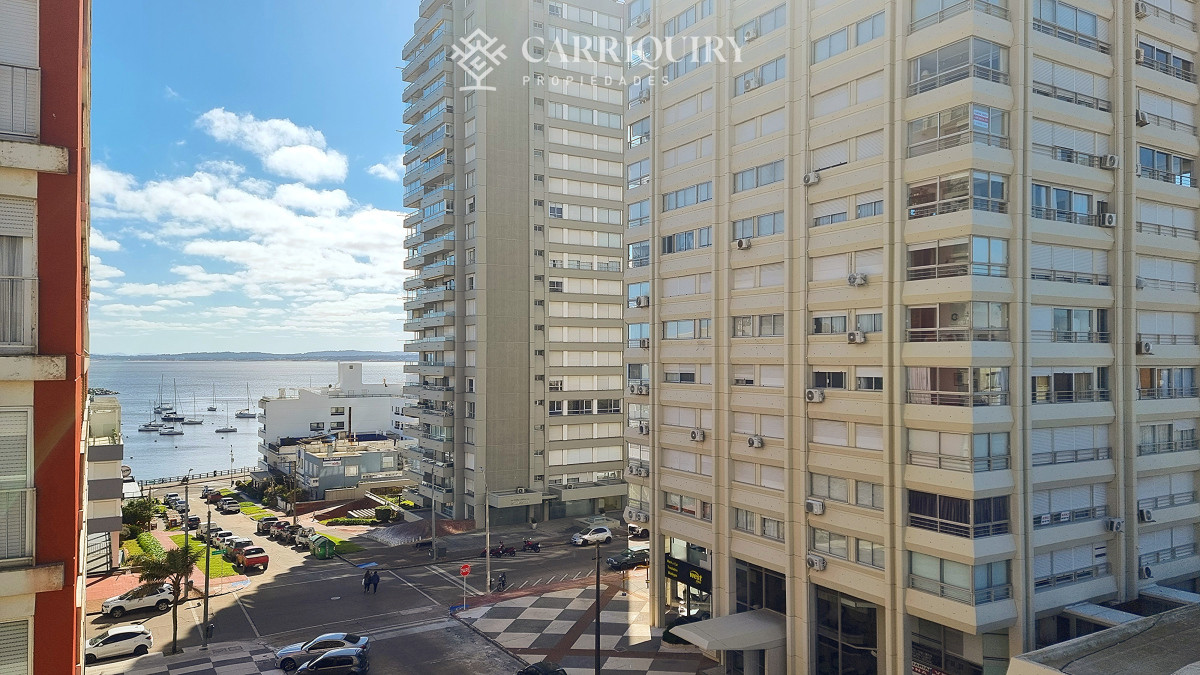 Apartamento ID.9741 - Apartamento moderno, 3 dormitorios, 3 baños, parrillero, losa radiante y Vista al mar!