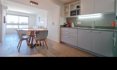 Apartamento de 1 dormitorio y 1 baño, garage, bajos gastos, excelentes servicios.