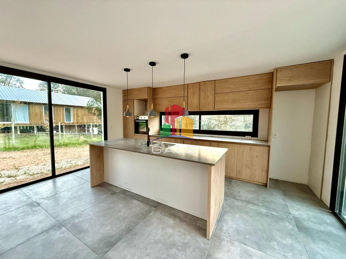 Casa ID.2372 - Hermoso proyecto Barrio Cerrado en la barra “ Bosques del Tesoro