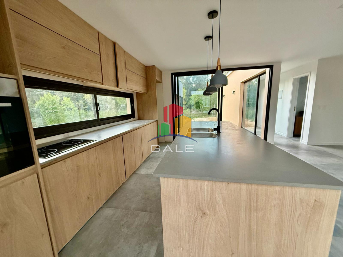 Casa ID.2372 - Hermoso proyecto Barrio Cerrado en la barra “ Bosques del Tesoro