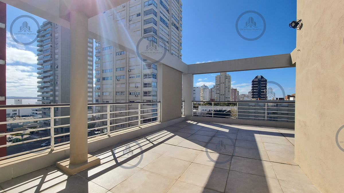 Apartamento ID.3098 - Apartamento moderno, 3 dormitorios, 3 baños, parrillero, losa radiante y Vista al mar!