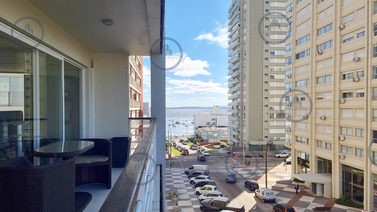 Apartamento ID.3098 - Apartamento moderno, 3 dormitorios, 3 baños, parrillero, losa radiante y Vista al mar!